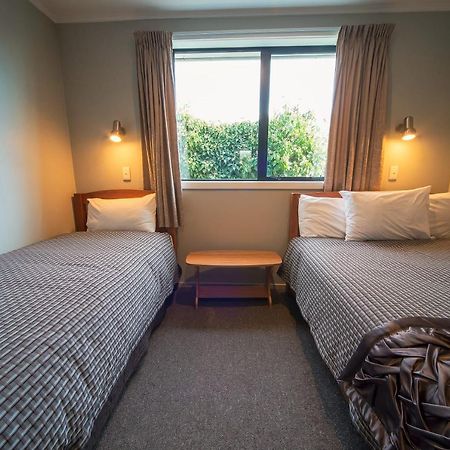 Coronation Park Holiday Park Ashburton Dış mekan fotoğraf