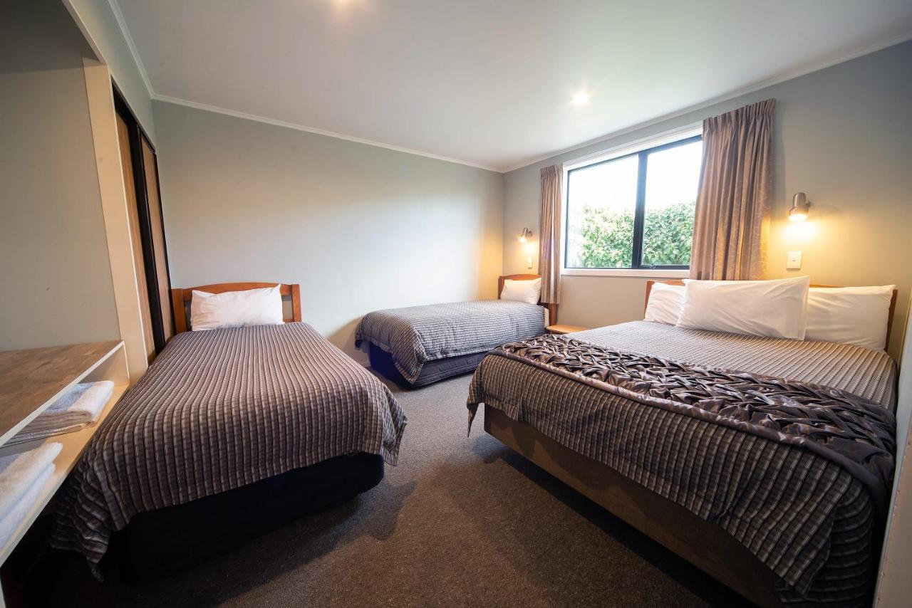 Coronation Park Holiday Park Ashburton Dış mekan fotoğraf