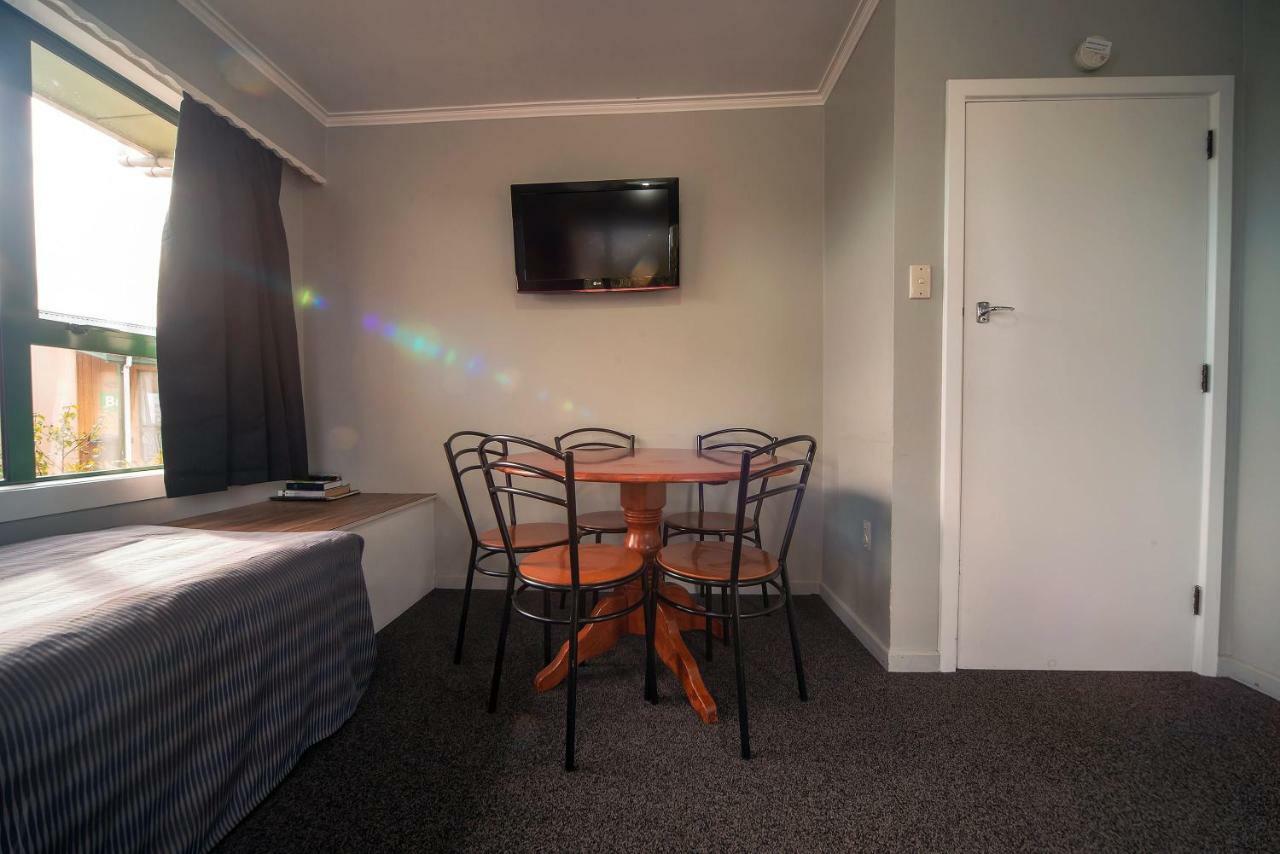 Coronation Park Holiday Park Ashburton Dış mekan fotoğraf